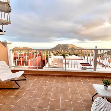 One Bedroom Zen With Great View, Pool, Wifi Appartement