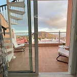 One Bedroom Zen With Great View, Pool, Wifi