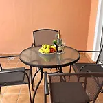 One Bedroom Zen With Great View, Pool, Wifi Апартаменты Чайофа