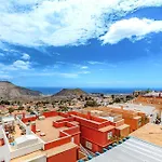 One Bedroom Zen With Great View, Pool, Wifi Апартаменты Чайофа