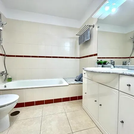 One Bedroom Zen With Great View, Pool, Wifi Chayofa